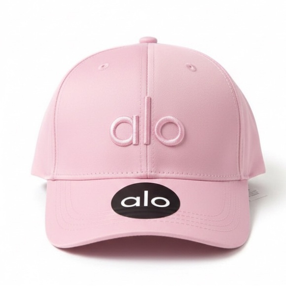ALO Yoga Accessories - NWT Alo Yoga "Off-Duty" Cap Unisex